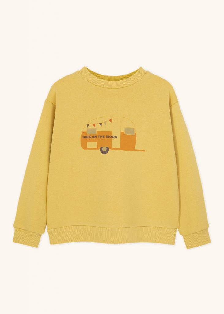 Yellow trailer sweatshirt 