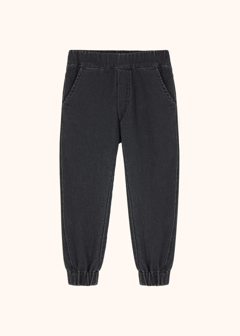 spodnie denimowe, czarne spodnie, spodnie dziecięce, wygodne spodnie, spodnie z kieszeniami, spodnie z gumką, denim trousers, black pants, for kids, trousers with an elastic band, comfortable pants