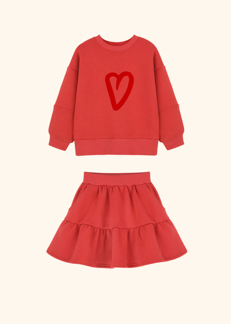 bluza czerwona z sercem, czerwona spódniczka