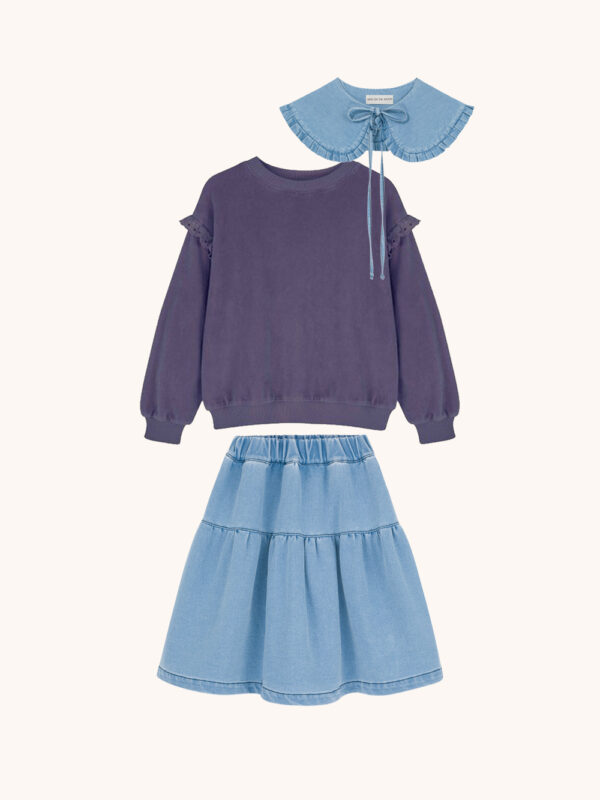 fioletowa dziewczęca bluza welurowa, bawełniana bluza z weluru dla dziewczynki, niebieska spódnica jeansowa dla dziewczynki