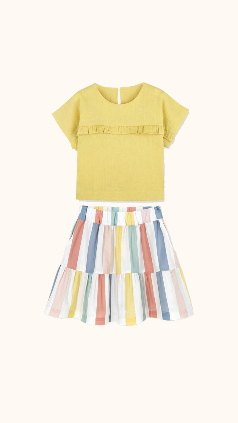 żółta lniana bluzka dziecięca, z falbanką, z lnu, spódnica dla dziewczynki w kolorowe paski, dziecięca spódnica w paseczki