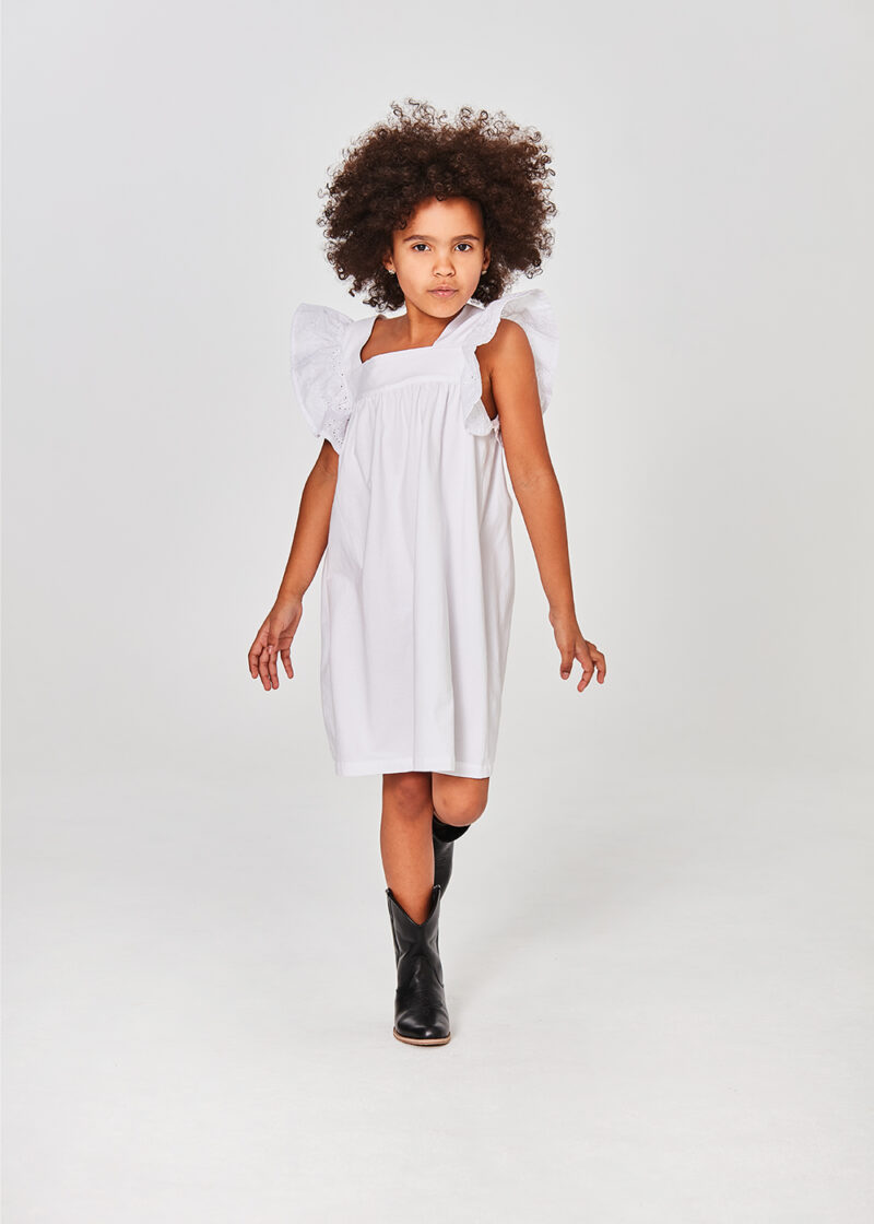 dziewczęca sukienka z dzianiny, bawełniana, biała, z koronka z krótkim rekawem, rękawami krótkimi, bez rękawów