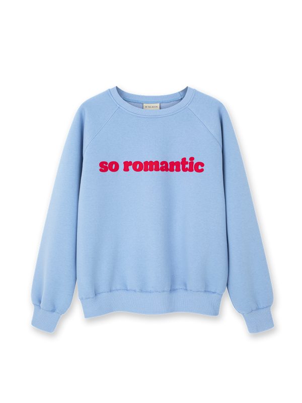 damska bluza dzianinowa, błękitna, niebieska, z nadrukiem romantic, romantyczna, polska marka