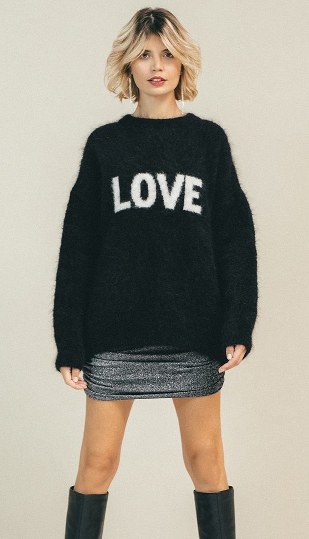 sweter Love by the moon, czarny, oversize, gruby, ciepły, moher, alpaka