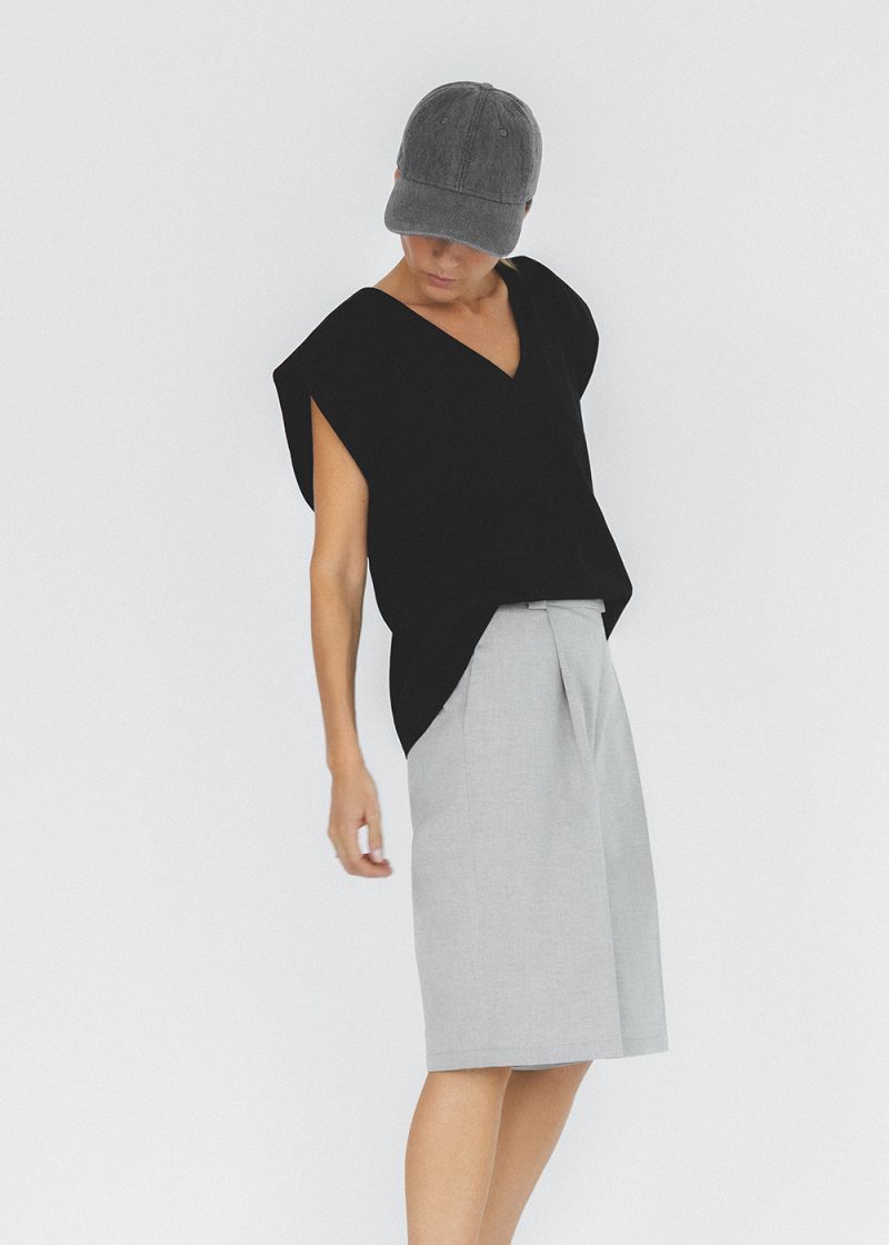 bermudy szare, damskie, szorty do kolan, m czarny top Mio, kimono, bez rekawów
