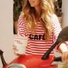 longsleeve oversize, luźna bluzka damska, w paski biało-czerwone, na kawę, z nadrukiem cafe, caffee, coffee, by the moon, z długim rękawem