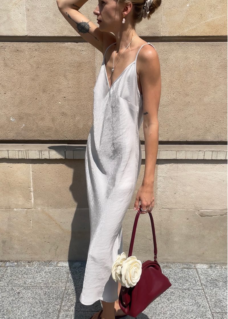 sukienka damska na ramiączkach, slip dress, srebrna, silver moon, ecru, na wesele, ślub, na lato, długa, polska marka, sexy